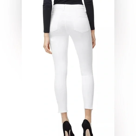 Good American | Good Legs Cropped Jeans (6/28) Inseam 27”​ - Picture 3 of 9